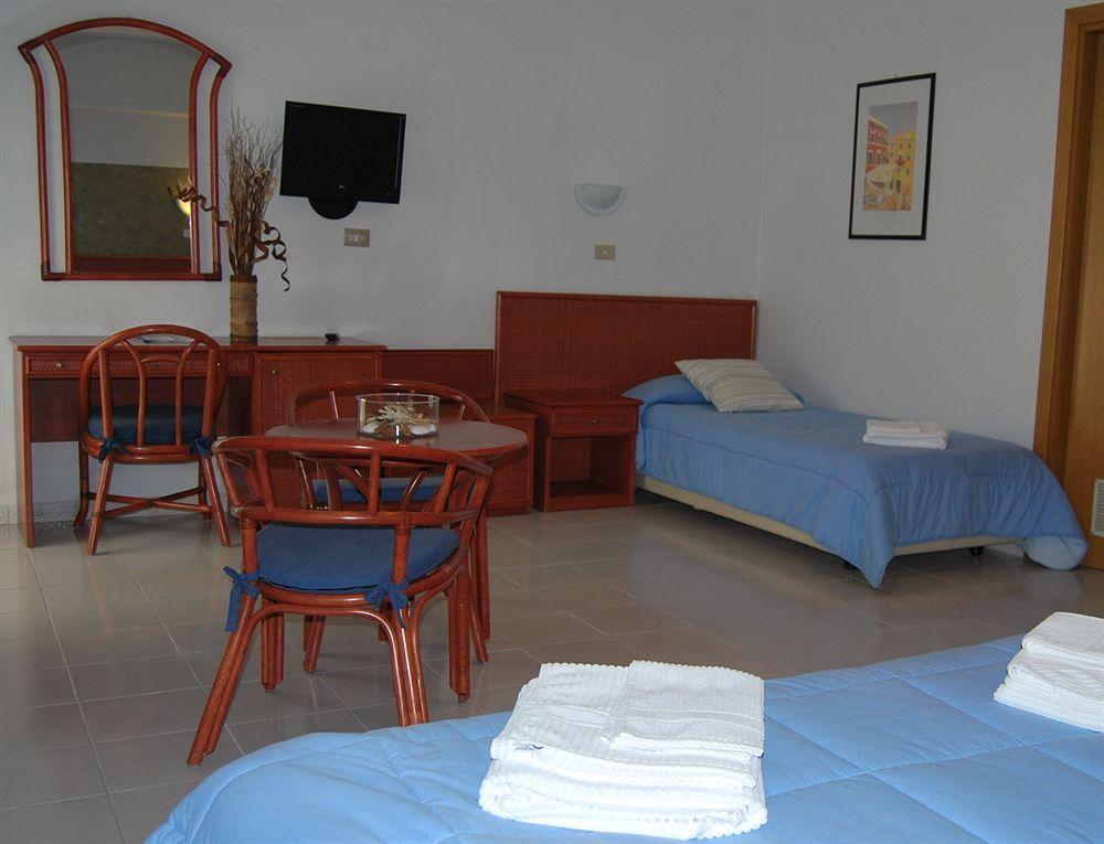 River Park Hotel Ameglia Exterior photo